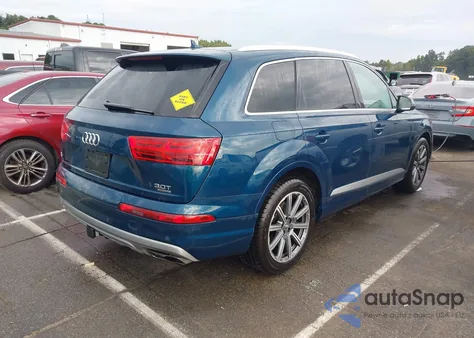 2018 Audi Q7 3.0T Premium из США, поврежденный, VIN WA1VAAF76JD043906